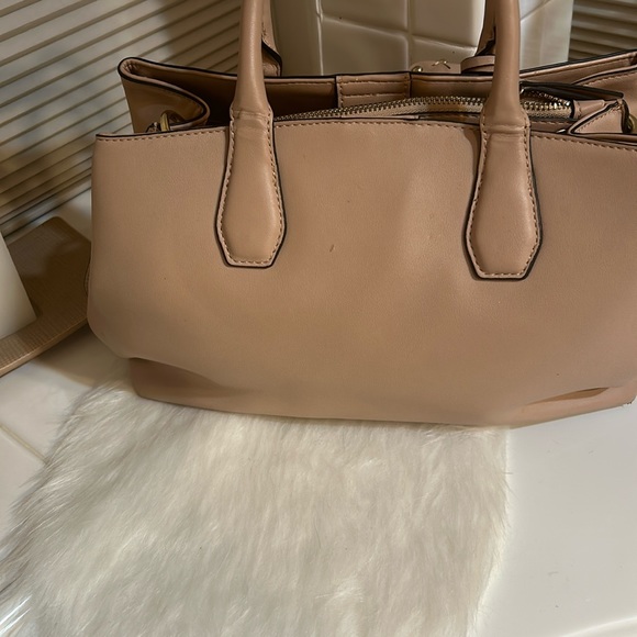 Nine West tan  purse - Picture 11 of 11